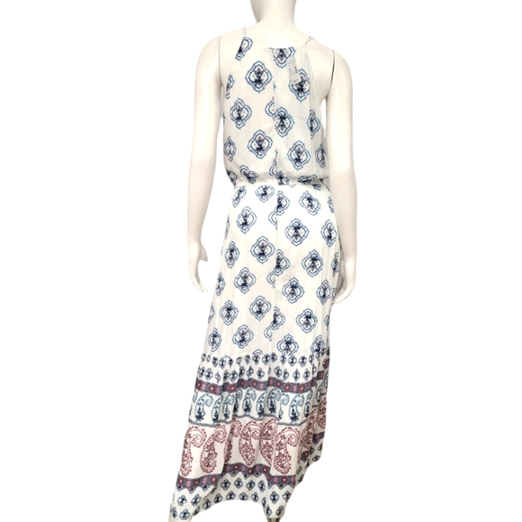 Maurices White Paisley Maxi Dress New with Tags size Medium - Picture 6 of 9